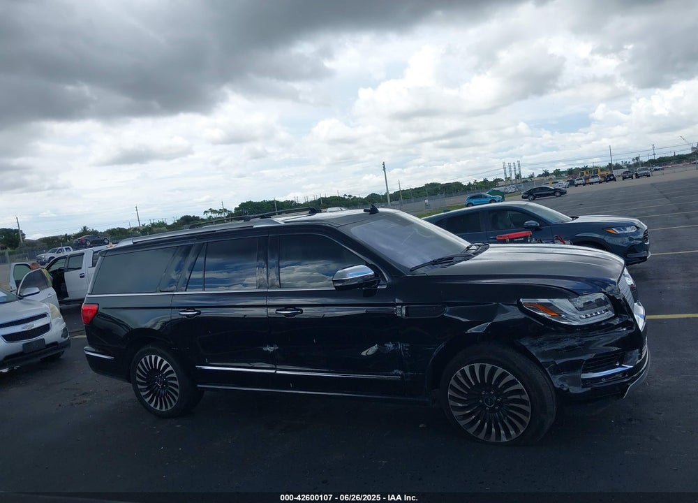 2019 LINCOLN NAVIGATOR L BLACK LABEL VIN: 5LMJJ3TTXKEL00460