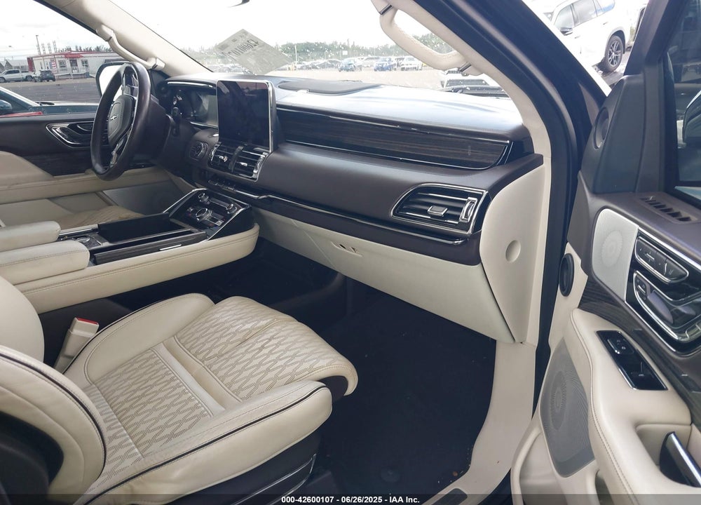 2019 LINCOLN NAVIGATOR L BLACK LABEL VIN: 5LMJJ3TTXKEL00460