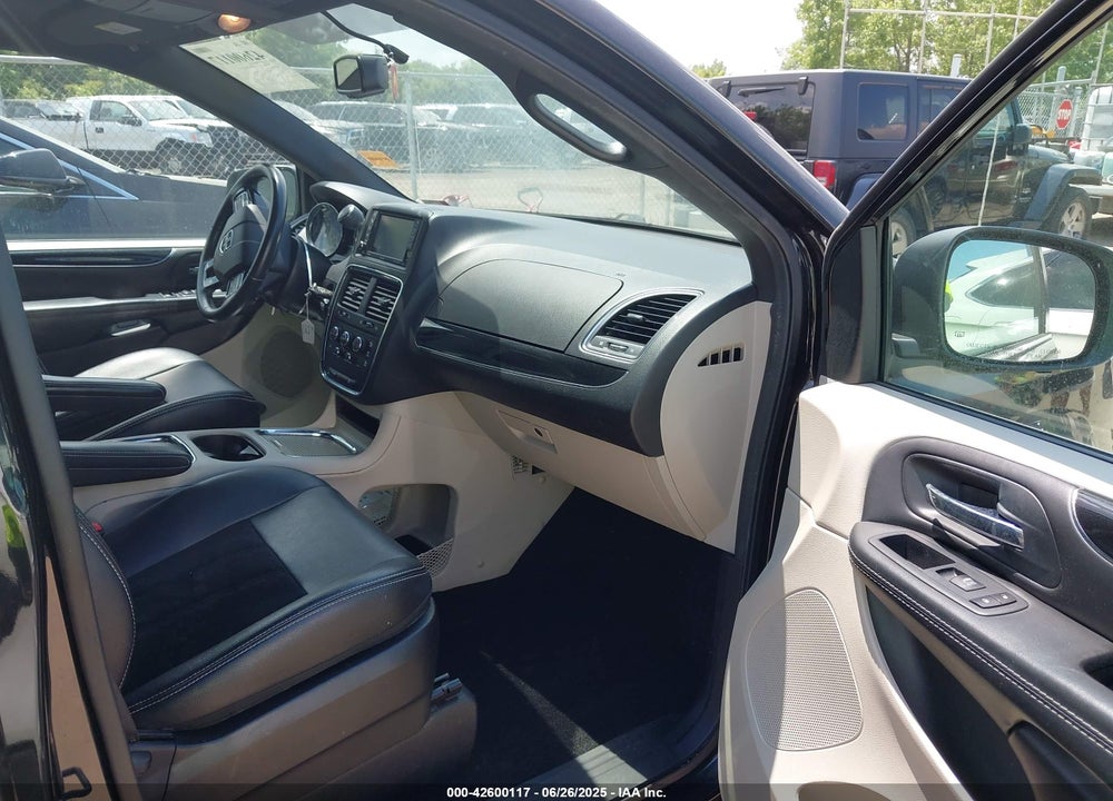 2017 DODGE GRAND CARAVAN SXT VIN: 2C4RDGCG4HR860434
