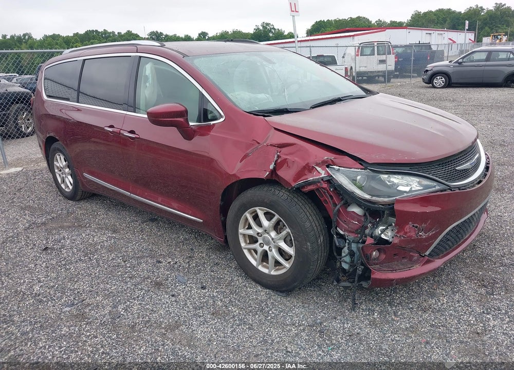 2020 CHRYSLER PACIFICA TOURING L VIN: 2C4RC1BGXLR139271