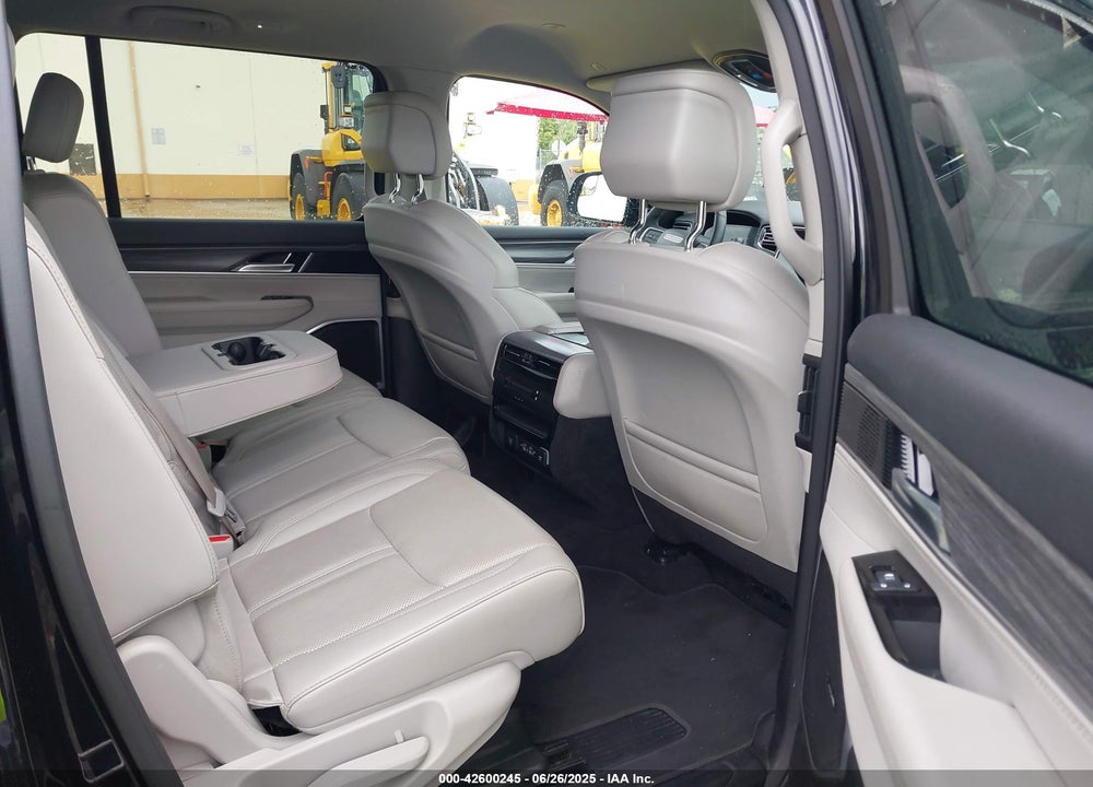 2023 JEEP WAGONEER VIN: 1C4SJRBP4PS562826