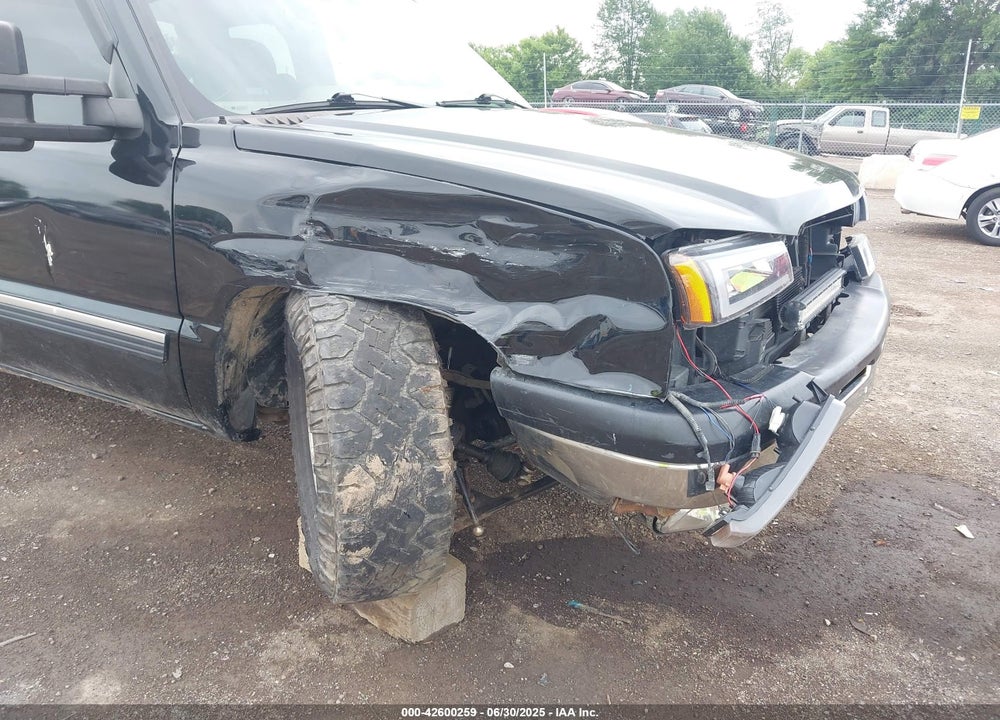 2002 CHEVROLET SILVERADO 1500 LT VIN: 2GCEK19T721103717