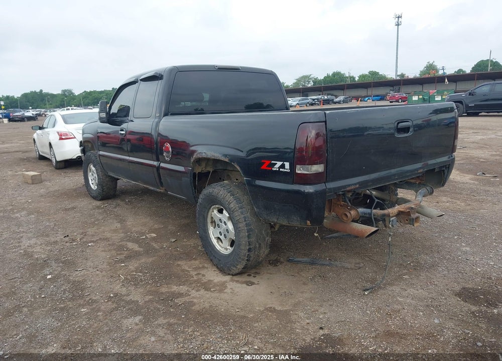 2002 CHEVROLET SILVERADO 1500 LT VIN: 2GCEK19T721103717