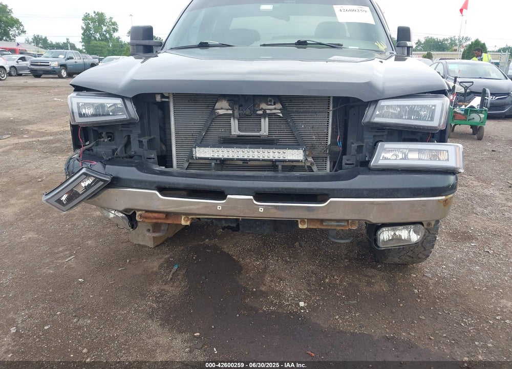 2002 CHEVROLET SILVERADO 1500 LT VIN: 2GCEK19T721103717