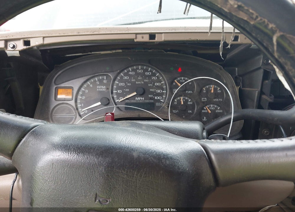 2002 CHEVROLET SILVERADO 1500 LT VIN: 2GCEK19T721103717