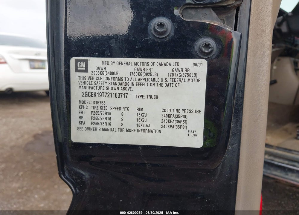 2002 CHEVROLET SILVERADO 1500 LT VIN: 2GCEK19T721103717