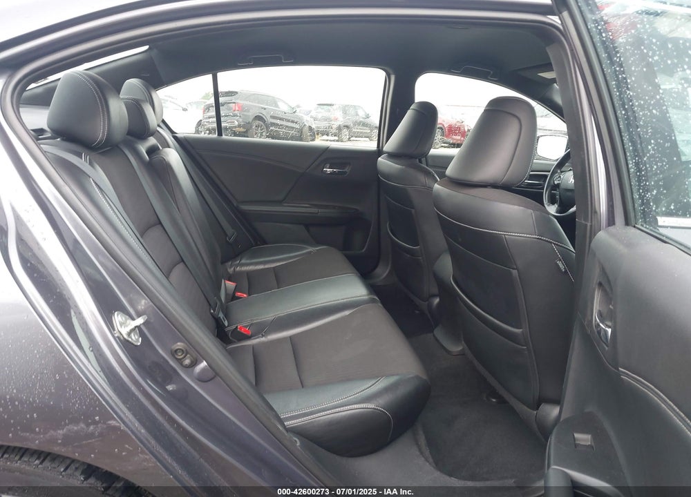 2016 HONDA ACCORD VIN: 1HGCR2F54GA024146