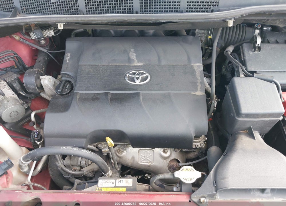 2014 TOYOTA SIENNA VIN: 5TDYK3DC1ES465975