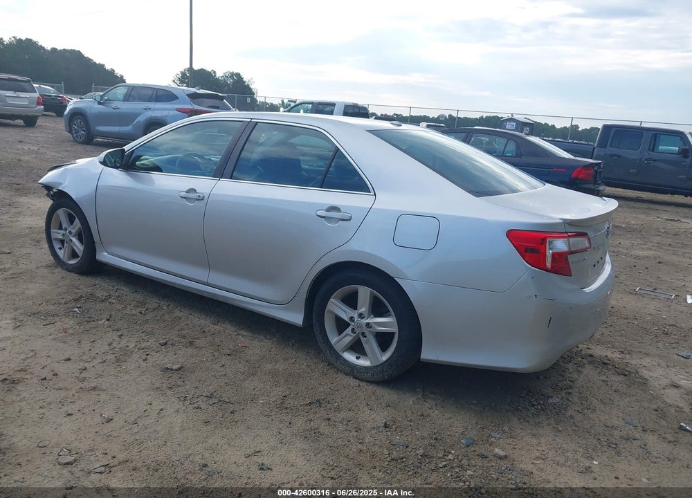 2014 TOYOTA CAMRY VIN: 4T1BF1FK2EU344933