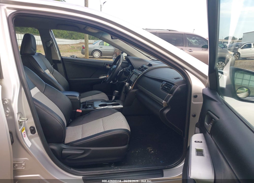 2014 TOYOTA CAMRY VIN: 4T1BF1FK2EU344933