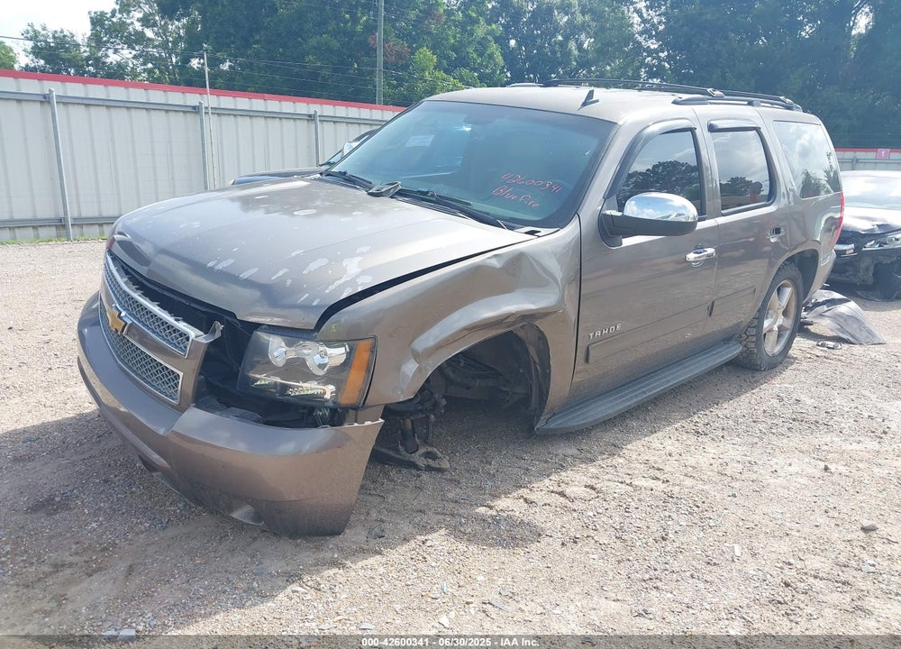 2013 CHEVROLET TAHOE VIN: 1GNSCBE08DR172600