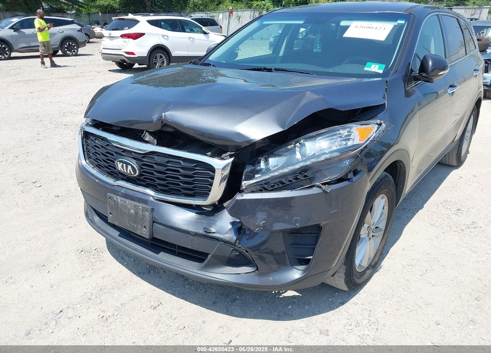 2019 KIA SORENTO VIN: 5XYPG4A33KG459921