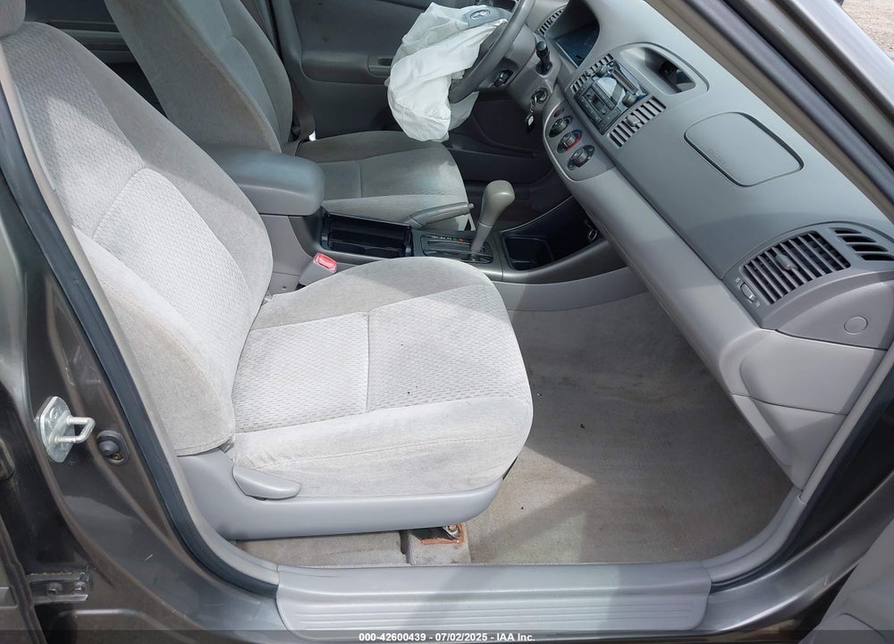 2004 TOYOTA CAMRY VIN: 4T1BE32KX4U862761