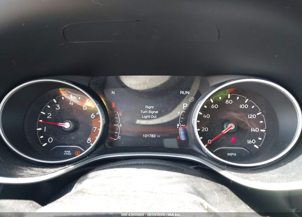 2018 JEEP COMPASS VIN: 3C4NJDCB8JT147811