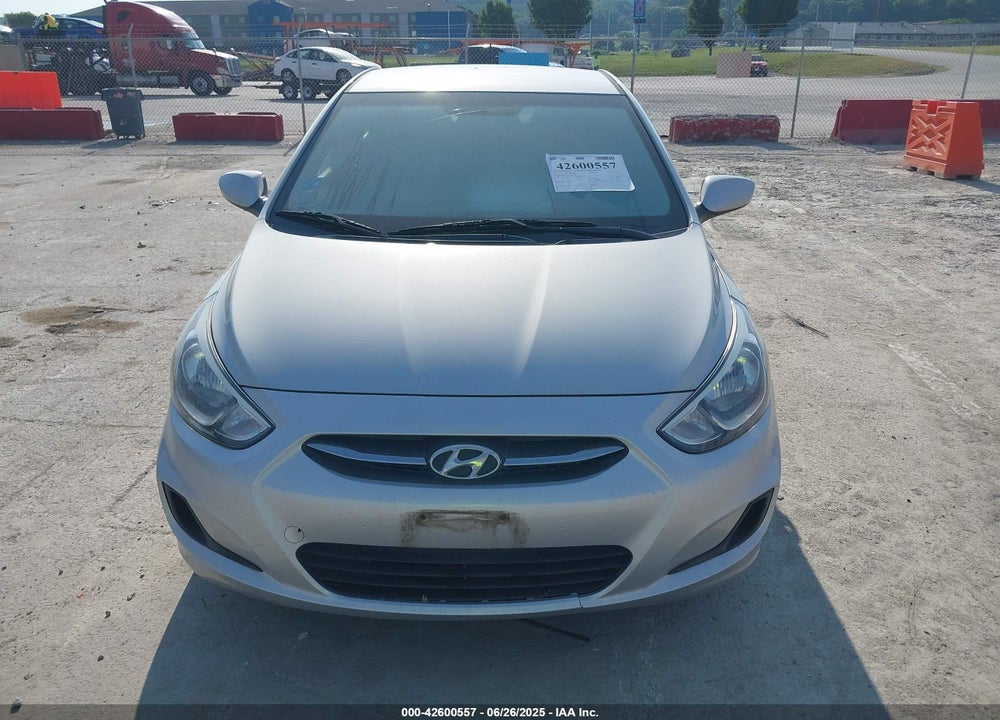 2015 HYUNDAI ACCENT VIN: KMHCT4AE2FU806392
