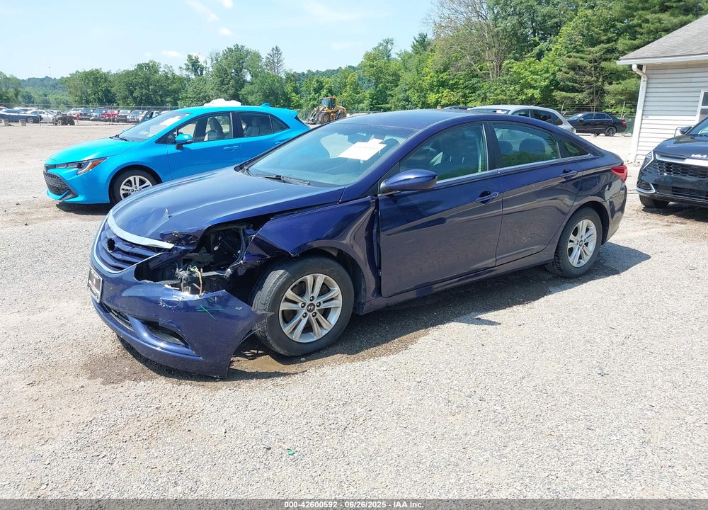 2013 HYUNDAI SONATA VIN: 5NPEB4AC2DH731621