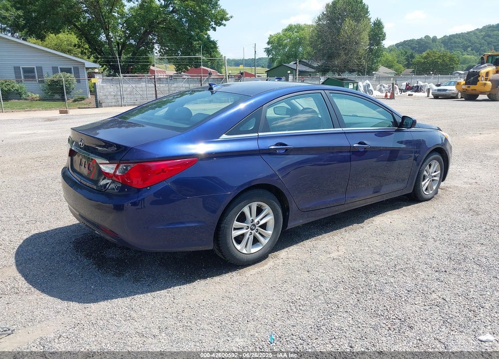 2013 HYUNDAI SONATA VIN: 5NPEB4AC2DH731621