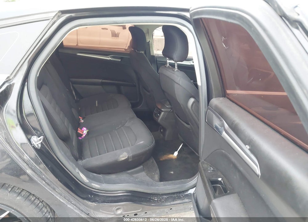 2015 FORD FUSION VIN: 1FA6P0H7XF5128058