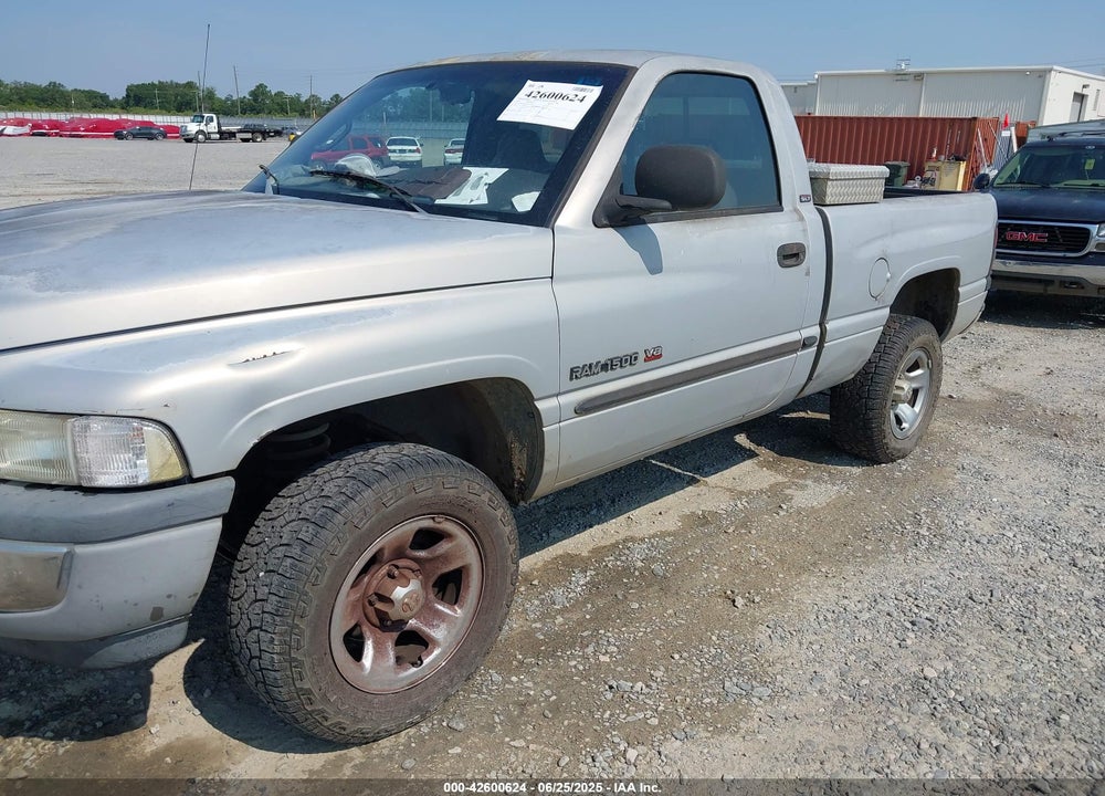 2000 DODGE RAM 1500 ST VIN: 1B7HF16Y5YS511093