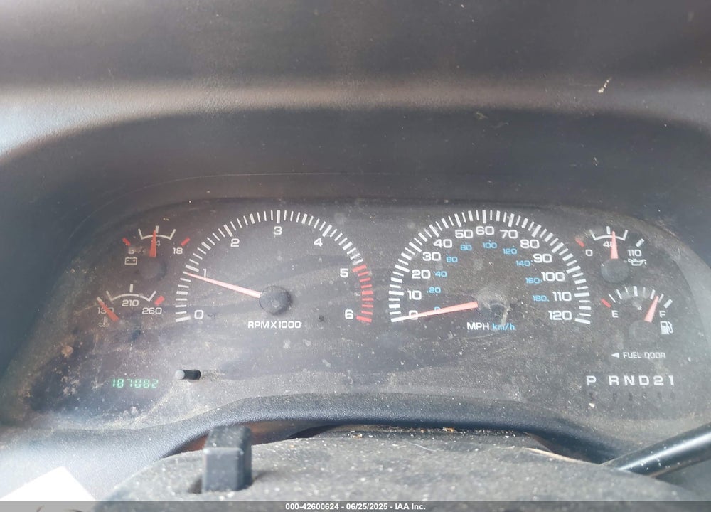 2000 DODGE RAM 1500 ST VIN: 1B7HF16Y5YS511093
