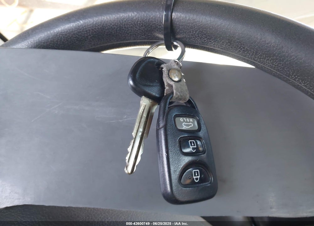 2014 HYUNDAI ELANTRA VIN: KMHDH4AE4EU085447
