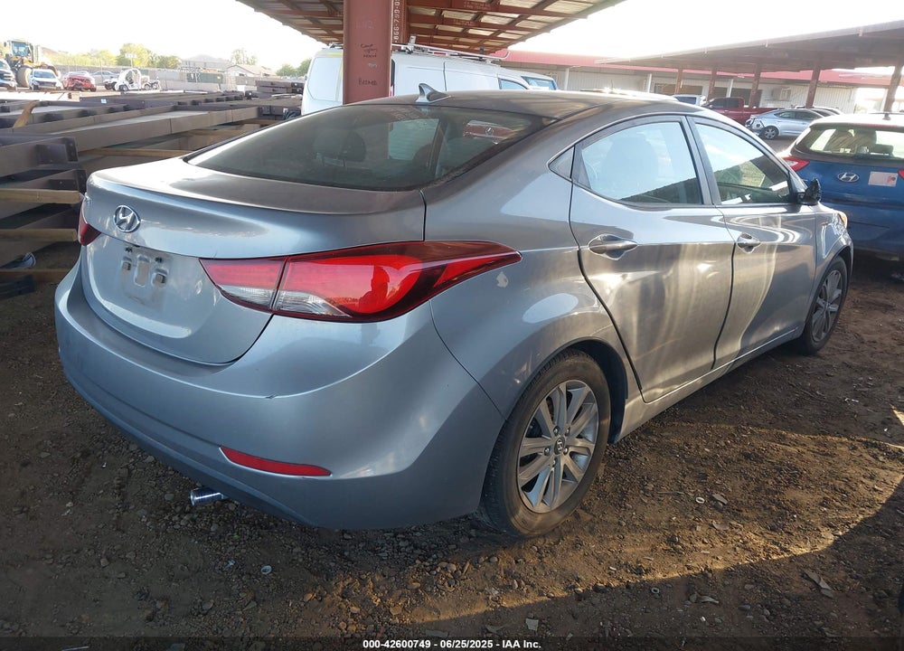 2014 HYUNDAI ELANTRA VIN: KMHDH4AE4EU085447
