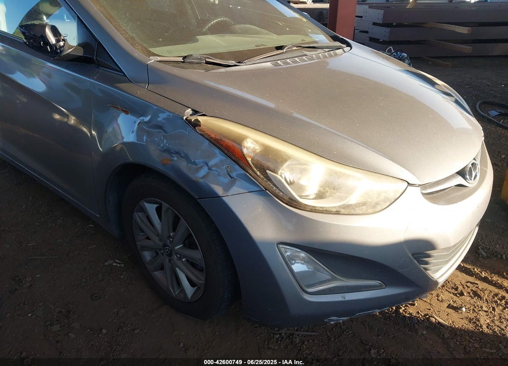 2014 HYUNDAI ELANTRA VIN: KMHDH4AE4EU085447