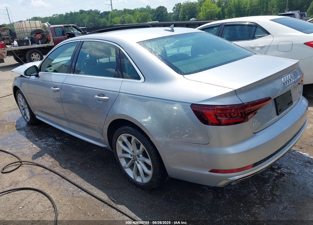 2019 AUDI A4 VIN: WAUDNAF47KN007968