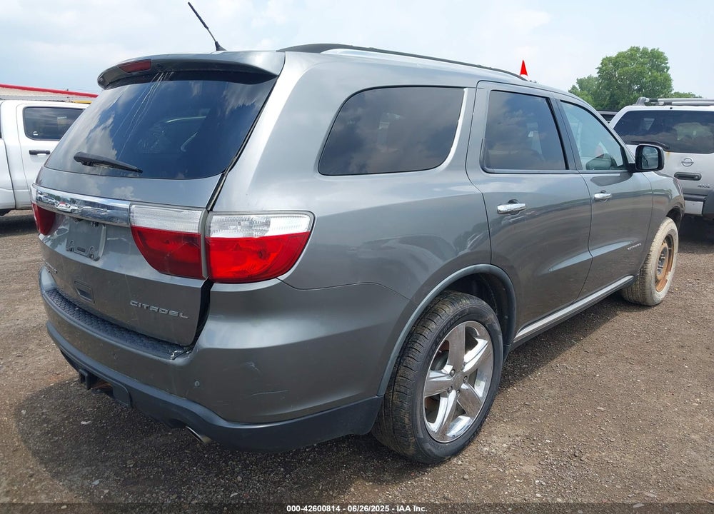2011 DODGE DURANGO VIN: 1D4RE5GG5BC648611