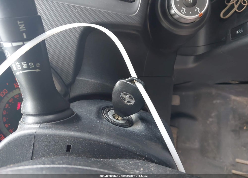 2013 SCION TC VIN: JTKJF5C71D3059421