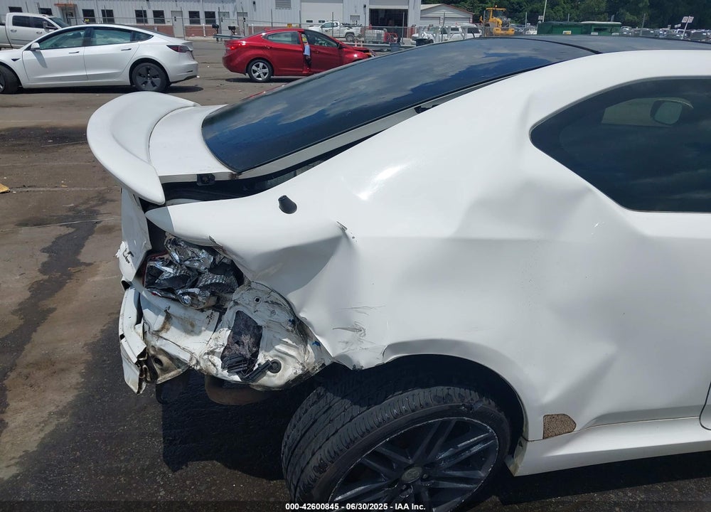 2013 SCION TC VIN: JTKJF5C71D3059421