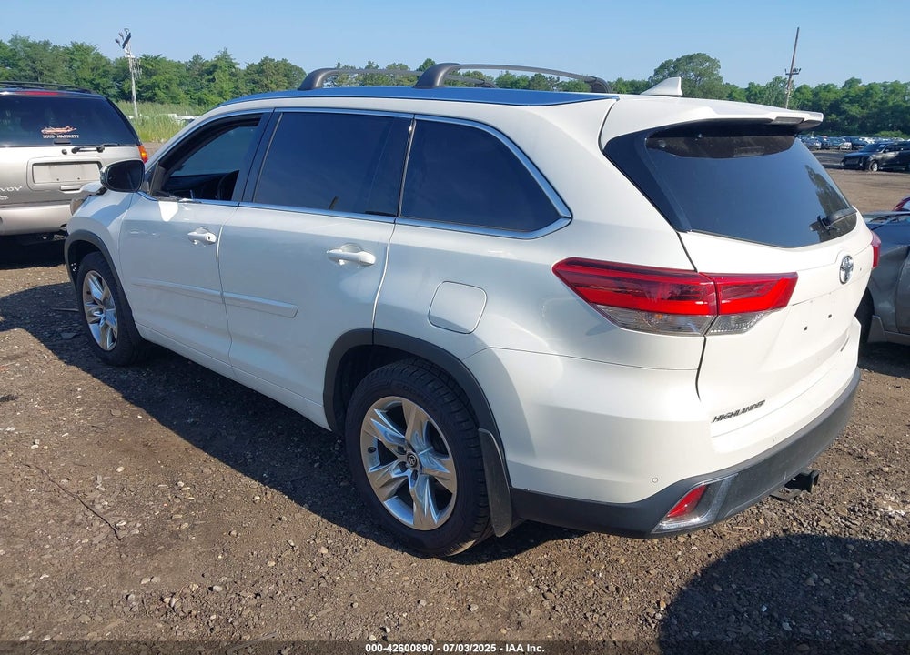 2019 TOYOTA HIGHLANDER VIN: 5TDDZRFHXKS974562