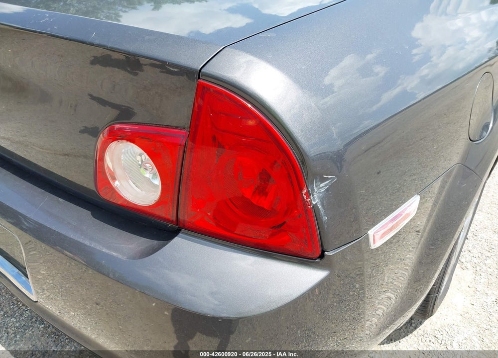 2010 CHEVROLET MALIBU VIN: 1G1ZC5EB8AF306943