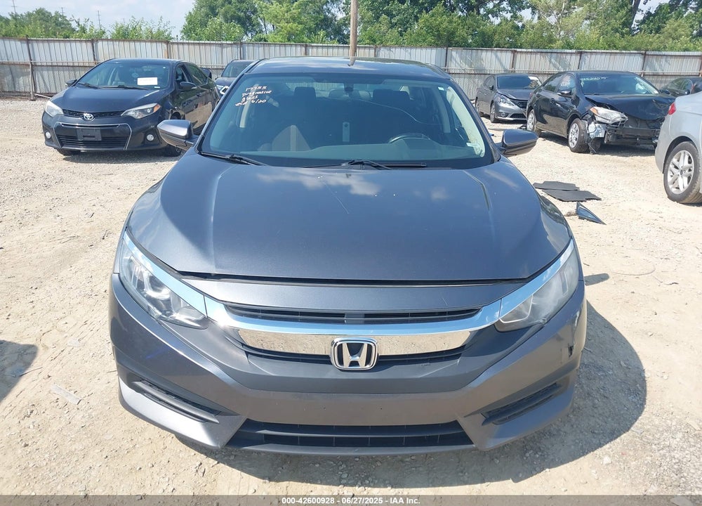 2017 HONDA CIVIC VIN: 19XFC2F52HE059831