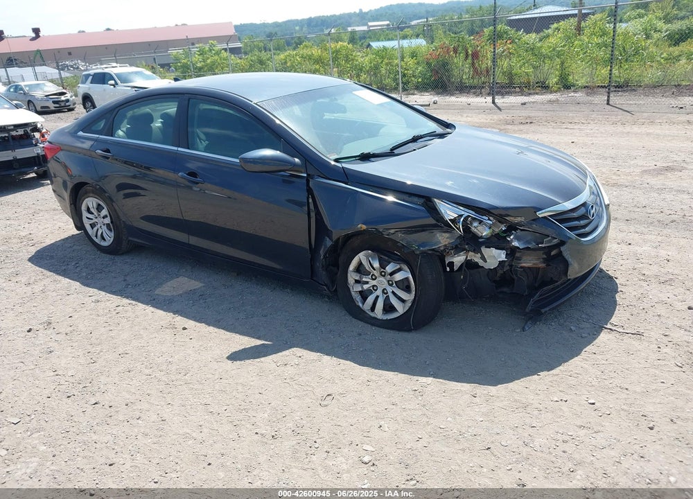 2013 HYUNDAI SONATA GLS VIN: 5NPEB4AC8DH522934