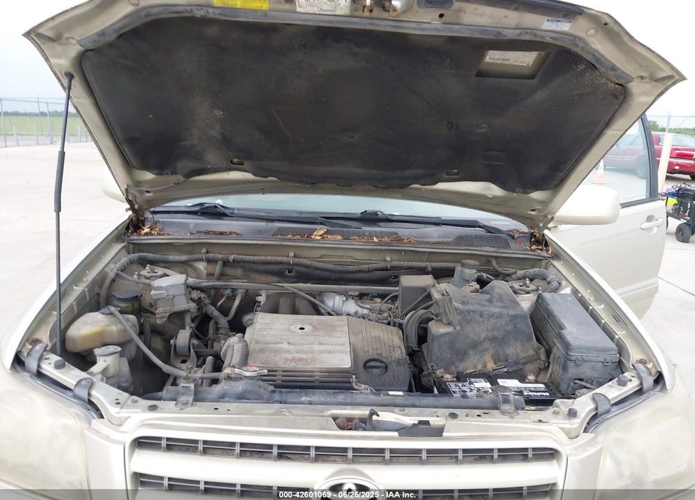 2003 TOYOTA HIGHLANDER LIMITED V6 VIN: JTEGF21A330116664