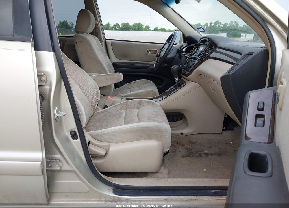 2003 TOYOTA HIGHLANDER LIMITED V6 VIN: JTEGF21A330116664