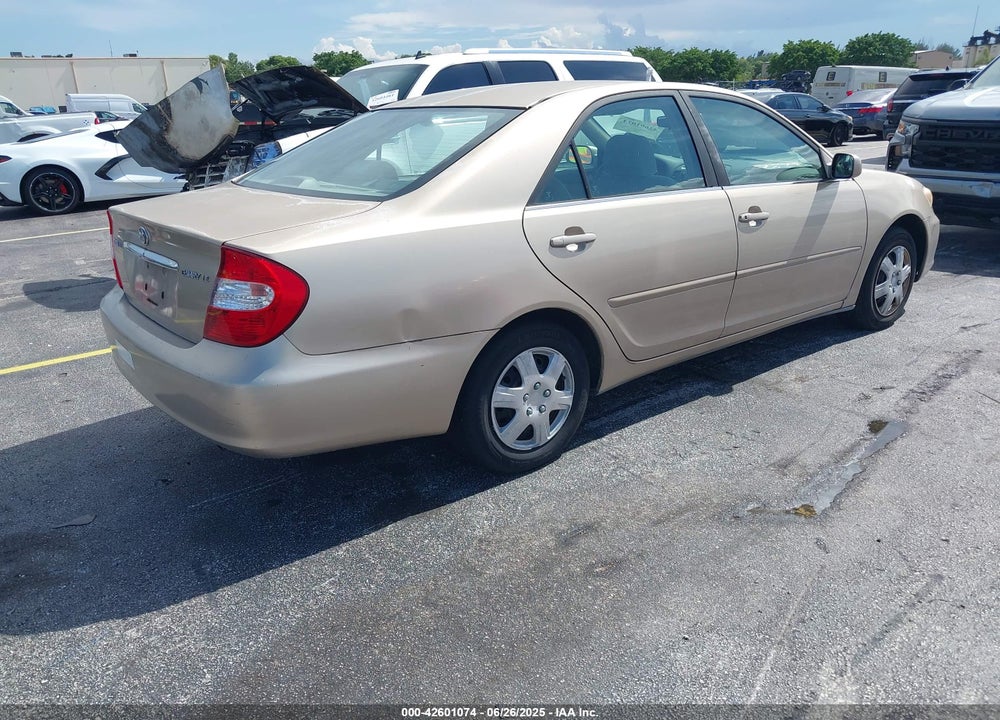 2002 TOYOTA CAMRY VIN: 4T1BE32K42U014095