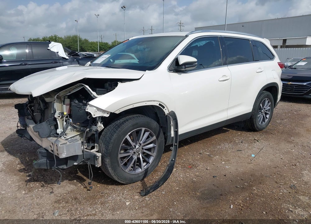 2019 TOYOTA HIGHLANDER VIN: 5TDKZRFH0KS557636
