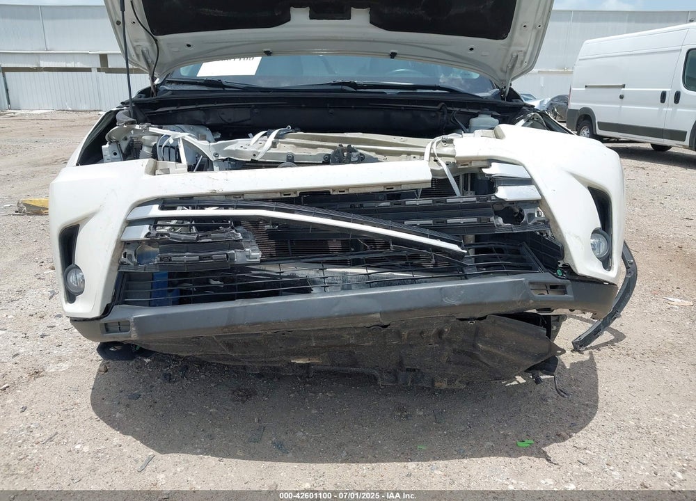 2019 TOYOTA HIGHLANDER VIN: 5TDKZRFH0KS557636