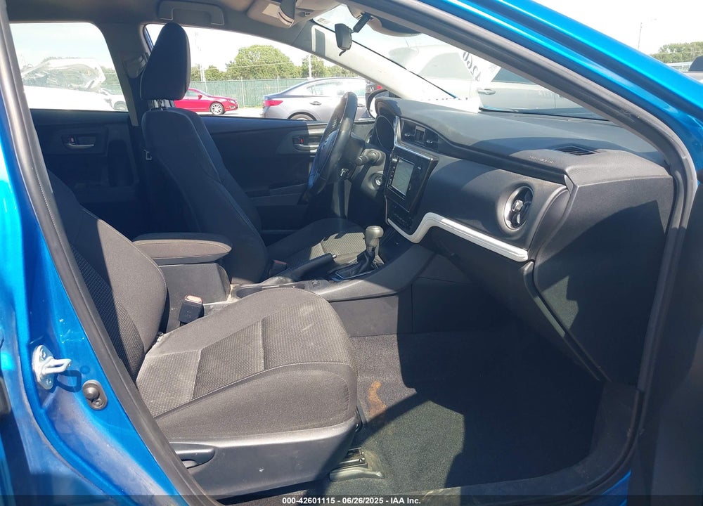2017 TOYOTA COROLLA IM VIN: JTNKARJE1HJ547980