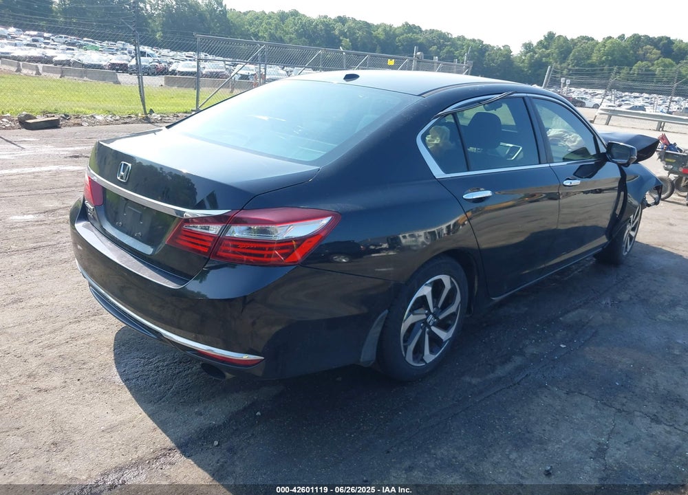 2016 HONDA ACCORD VIN: 1HGCR2F74GA028540