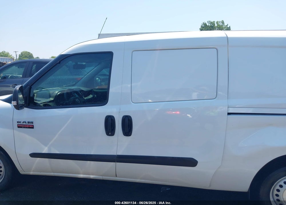 2022 RAM PROMASTER CITY CARGO VAN VIN: ZFBHRFAB9N6W60931