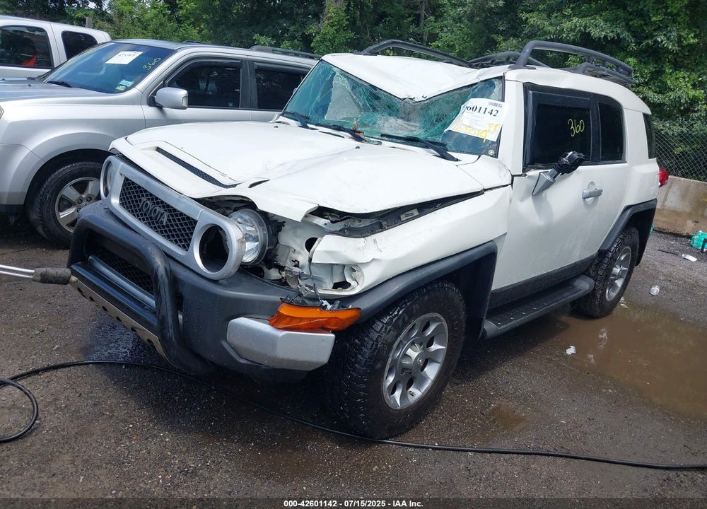 2011 TOYOTA FJ CRUISER VIN: JTEBU4BF6BK111452