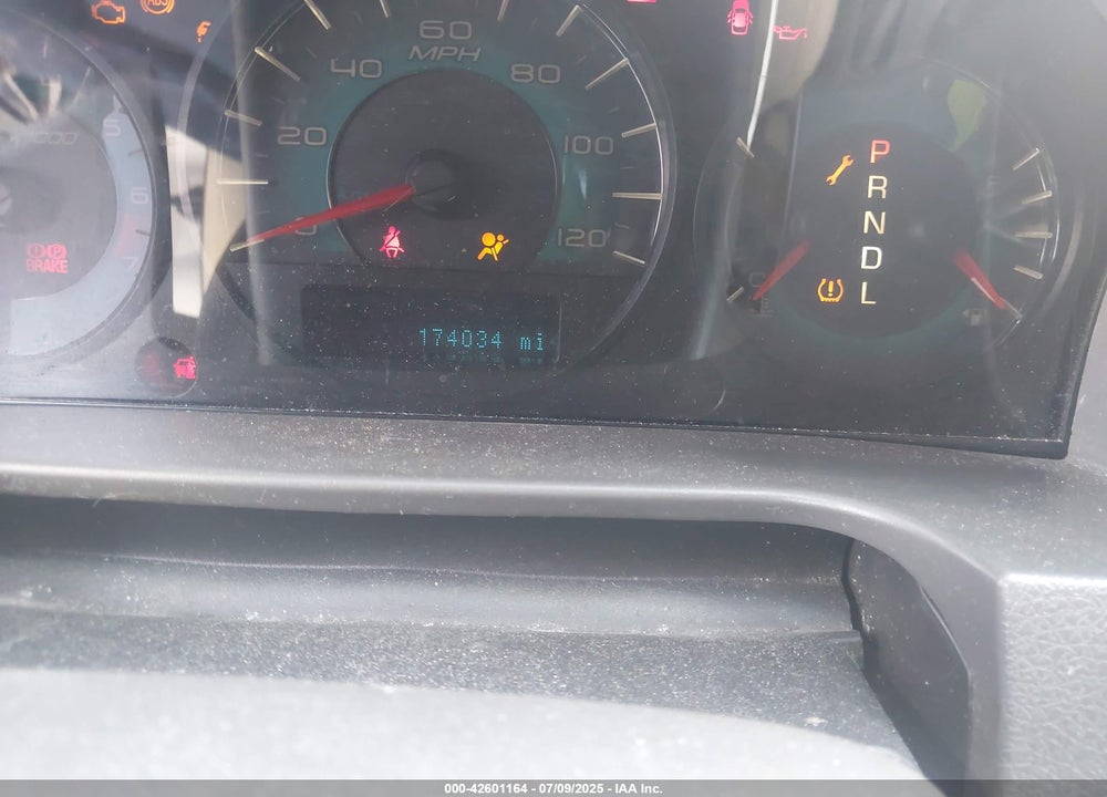 2010 FORD FUSION VIN: 3FAHP0JAXAR262444
