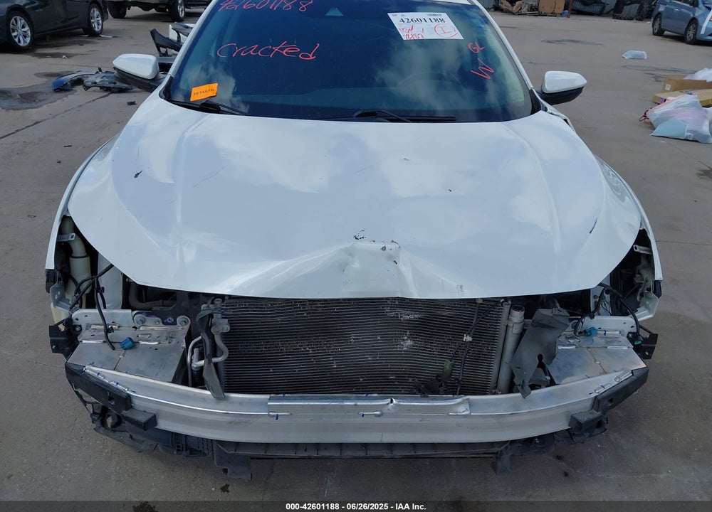 2019 HONDA CIVIC VIN: 19XFC1F38KE011721