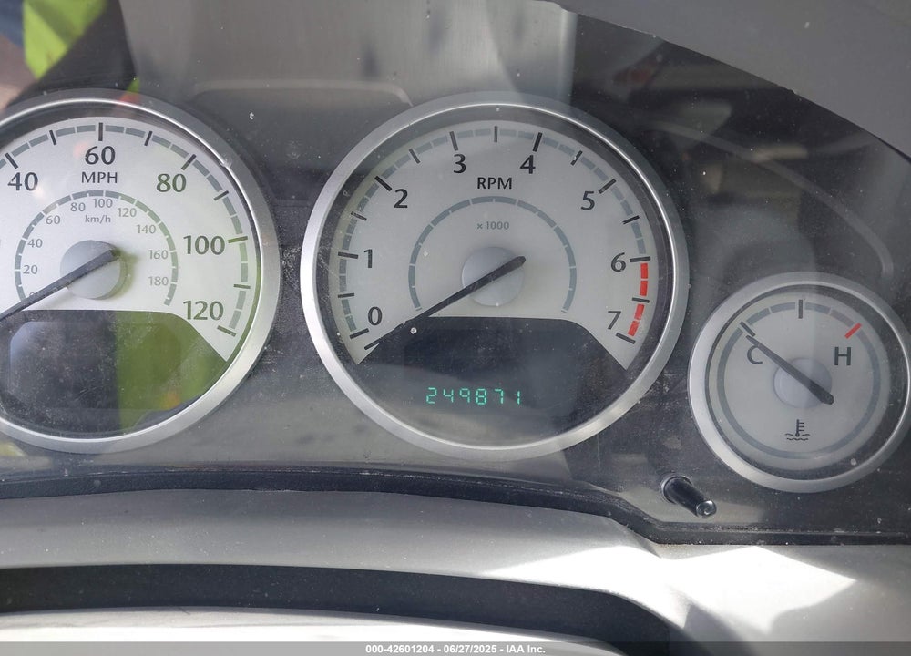 2009 CHRYSLER TOWN & COUNTRY LX VIN: 2A8HR44E89R630611