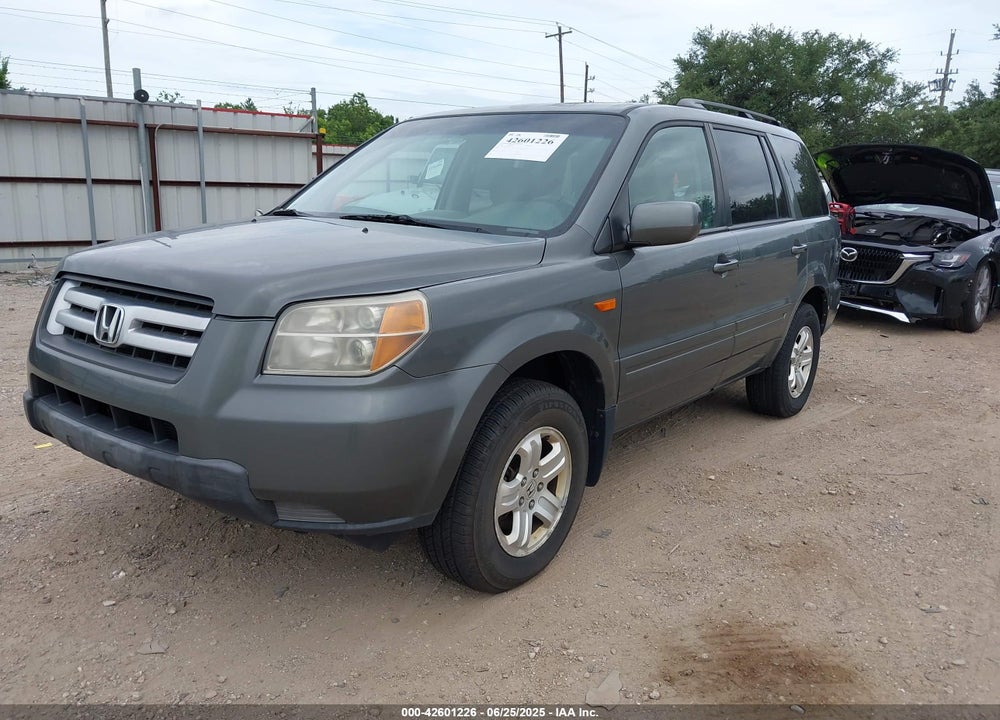 2008 HONDA PILOT VIN: 5FNYF282X8B015752