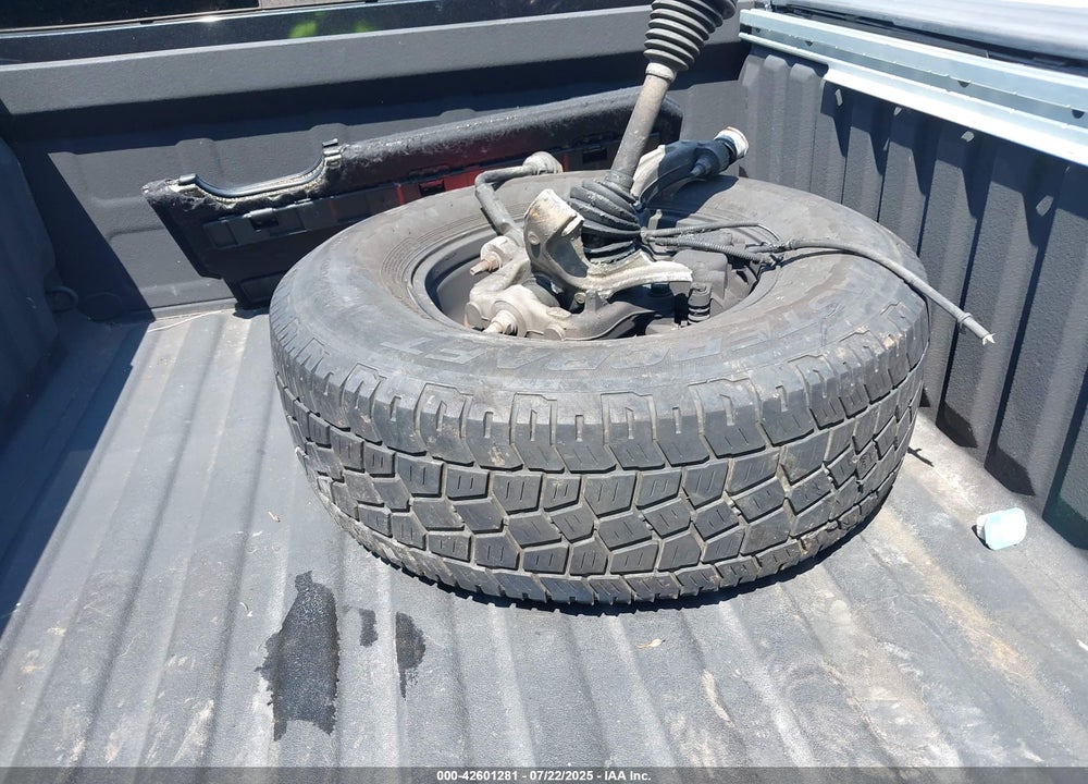 2017 RAM 1500 VIN: 1C6RR7YT1HS749918