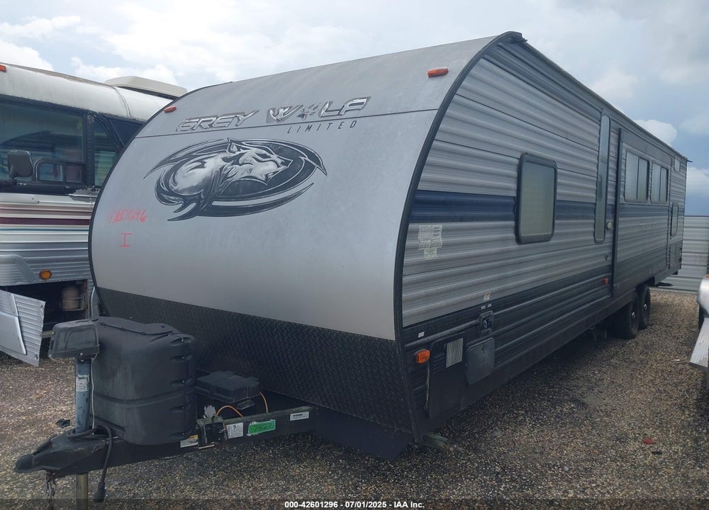 2019 FOREST RIVER CHEROKEE VIN: 4X4TCKE25KX140057
